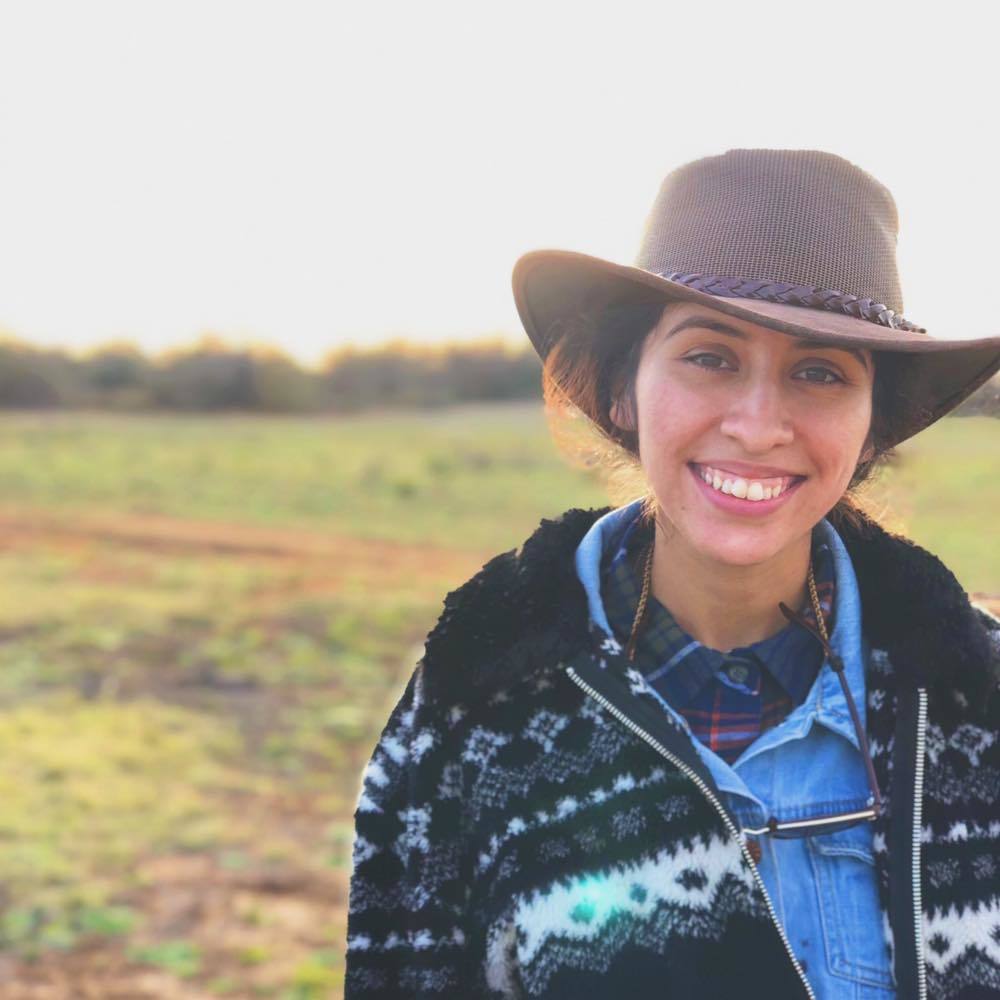 Meet your Posher, Angie